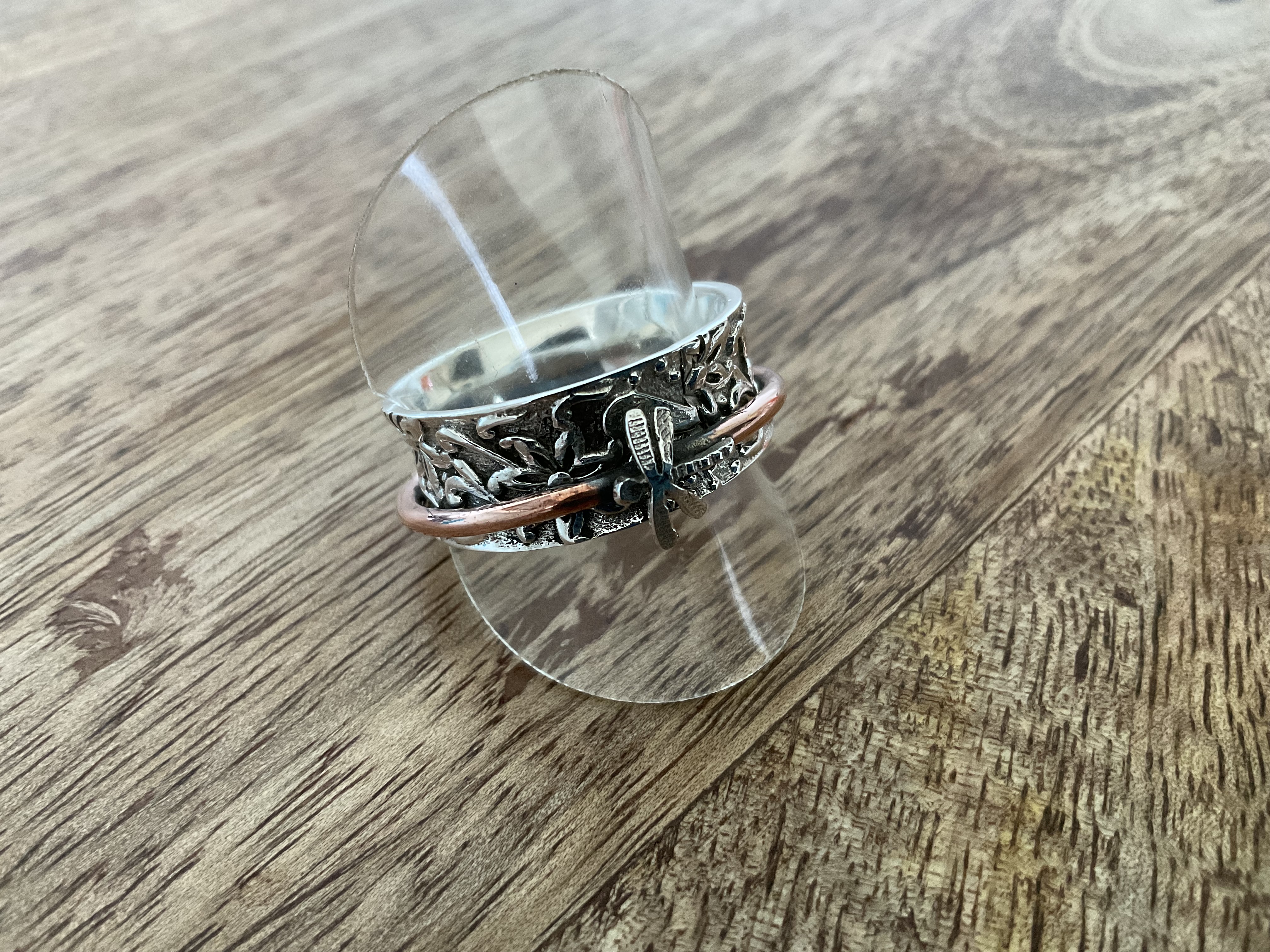 Dragonfly Spinner Ring